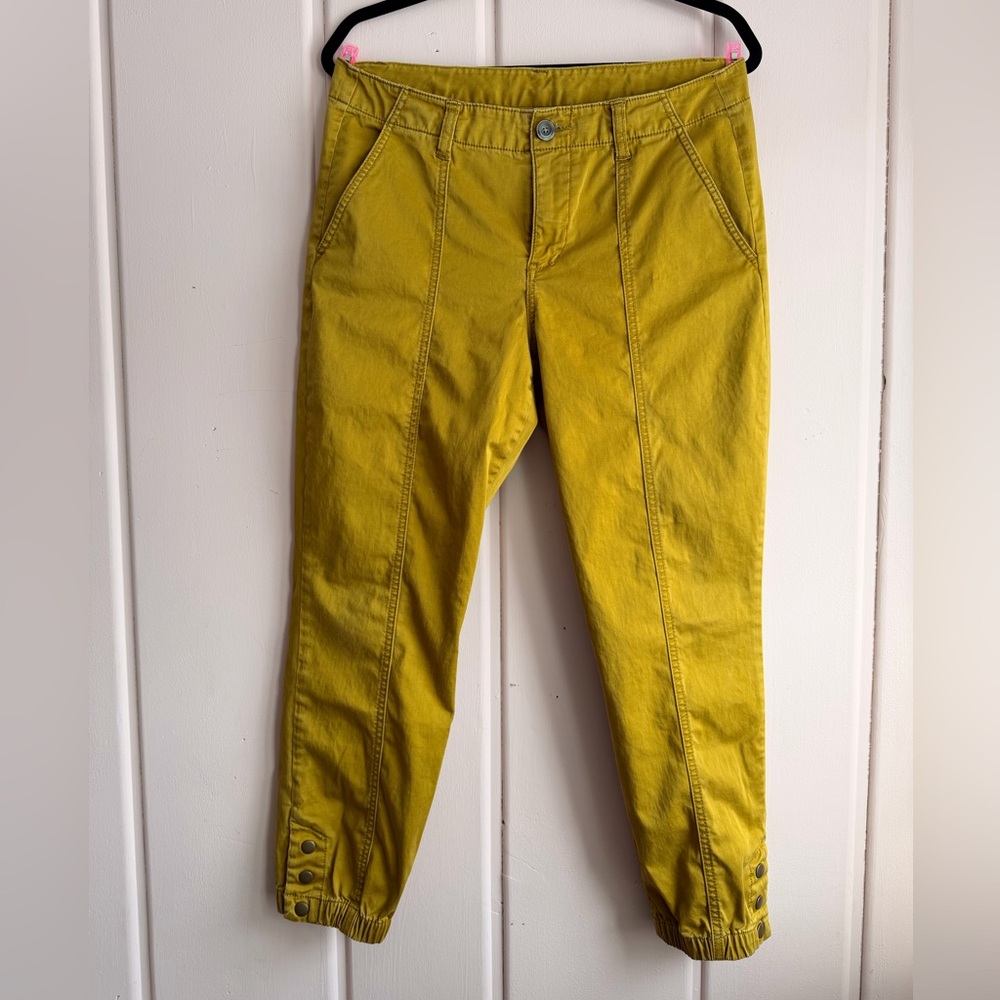 CAbi Womens Yellow Chinos in Marigold sz8 - Picture 1 of 5